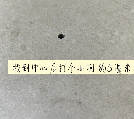 江宁瓷砖空鼓维修公司专业解答在瓷砖铺贴过程中，如果砂料搅拌不均匀，将会带来以下问题
